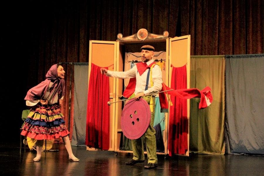 Children's play Brave tailor