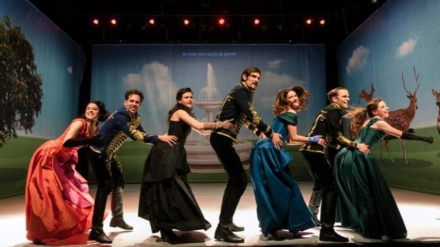 Vitezovi Lake male / A Csókos Asszony Lovagjai